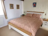 Cosy Rural Barn Retreat for Couples Near Stunning Cornish Coast