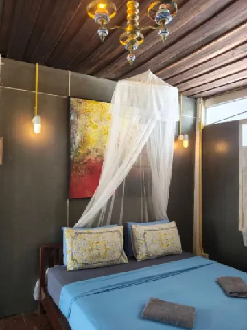 Thur Hostel โรงแรมใกล้อ่าวประจวบ