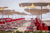 Valentino Resort - Beach