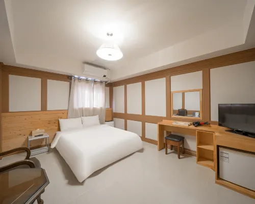GAIA HOTEL Hotels near منتزه سامدا