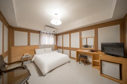 GAIA HOTEL