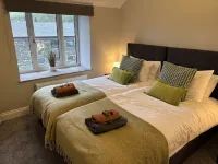 Swirral Edge Cottage - 4-Star