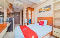 RedLiving Apartemen Easton Park Jatinangor - Rajes Room - piscina