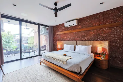 Alaya Stays Liv Regalia Apartments