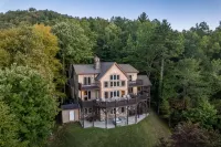 Luxury Lakeview Cabin with Hot Tub and Game Room! - 4-Star
