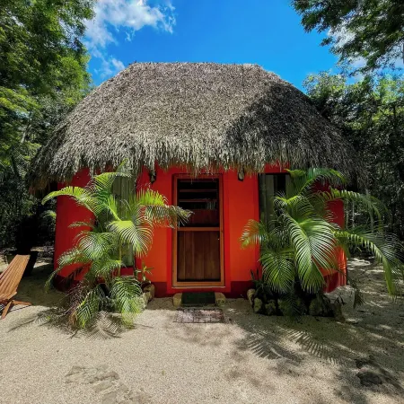 Hotel Boutique Cenote Secreto Maya