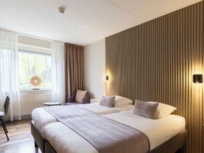 50|50 Hotel Belmont