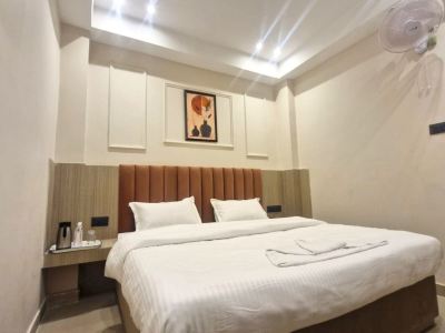 The City Hotel