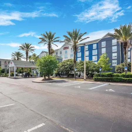 Hilton Garden Inn Jacksonville-Airport