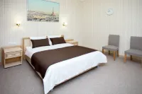 Oliviya Hotel - parking