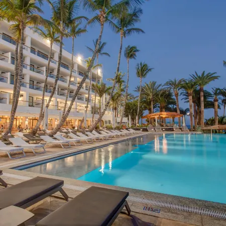 Hotel Fariones