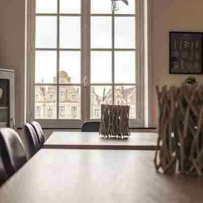 Grand Place Amazing 17P Accommodation Dining/Meeting Rooms