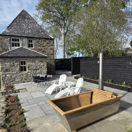 The Lodges @ Barra Castle