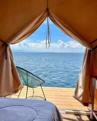 Reef Resort - Samal Island View Unit C4 - House Boats