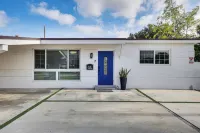 2 Mi to Hard Rock Stadium: Home w/ Hot Tub! - 3-Star