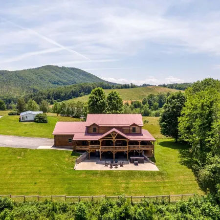 Grand Vista Lodge 7BR With Game Room