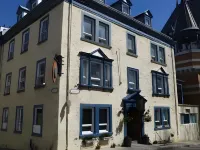Hotel Jardin du Gouverneur Hotels near Terrasse Dufferin