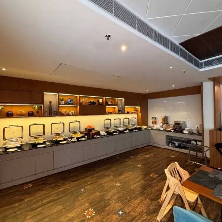 Swarna Hotel & Resort