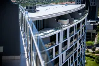 SoftStay Ellipse Luxury Apartment - Hot Tub