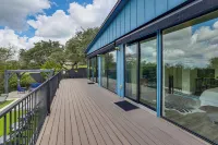 Sleek Home w/ Pool Overlooking Canyon Lake! - 4-Star