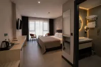 DEMEDERON HOTEL - Bergblick