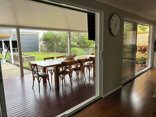Swansea Sands- Modern Family home close to the lake - Wifi
