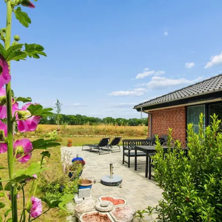 "Helmi" - 1km from the Sea