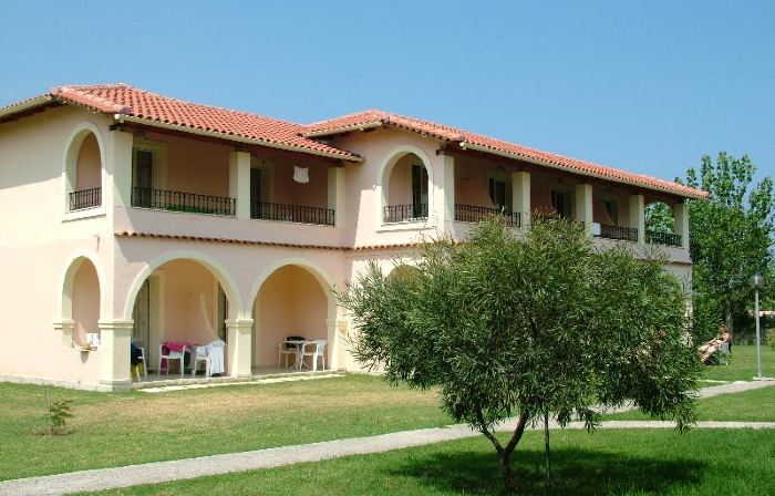 Kamari Apartments