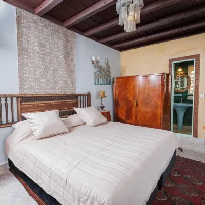 Riad Dar Tya Hoteles cerca de Bouregreg Marina