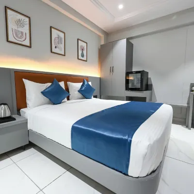 Hotel Sun Lorem Hotels near British Council Library