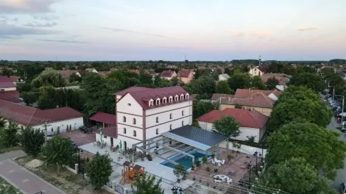 Villa Oliver Abádszalók - Pools