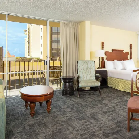 Ohia Waikiki Studio Suites