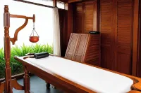 Chariot Beach Resort - Spa