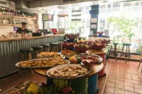 哈姆拉都會花園飯店 - 早餐