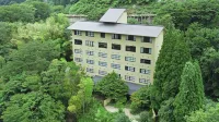 Tochigi Onsen Oyama Ryokan - Parkplatz