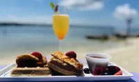 Gilbert's Resort & Marina - bar
