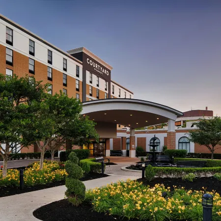 Courtyard Springfield Downtown