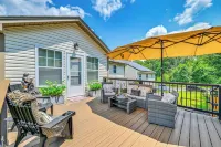 Studio Near Speedway W/ev-l2 Deck,Fireplace,Cal-k - 3-Star