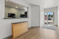 WoodSpring Suites Fayetteville I-49 - Parkering