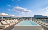 Caption By Hyatt Chattanooga Downtown - Pools
