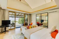 Cinnamon Hakuraa Huraa Maldives -All Inclusive - С бассейном