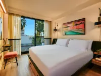 Hollywood Volume, a Tribute Portfolio Hotel Hotels near Death Museum