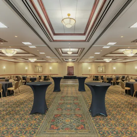 Hilton Garden Inn Milwaukee Northwest Conference Center