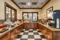 Hampton Inn Louisville-Northeast - 2-Star