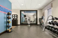 Hampton Inn & Suites Brunswick - Gym