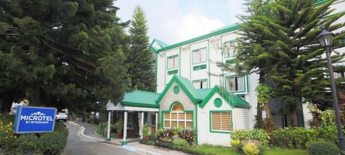 Microtel by Wyndham Baguio Отели в г. Багио