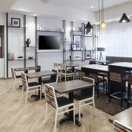 Hampton Inn and Suites by Hilton Phoenix Downtown