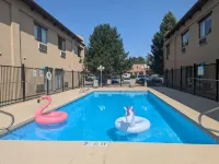 Sagebrush Inn & Suites - Pools