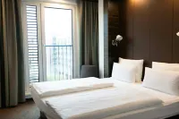 Motel One Düsseldorf Hauptbahnhof - parcheggio