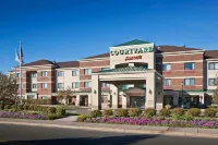 Courtyard Minneapolis St. Paul/Roseville - parking